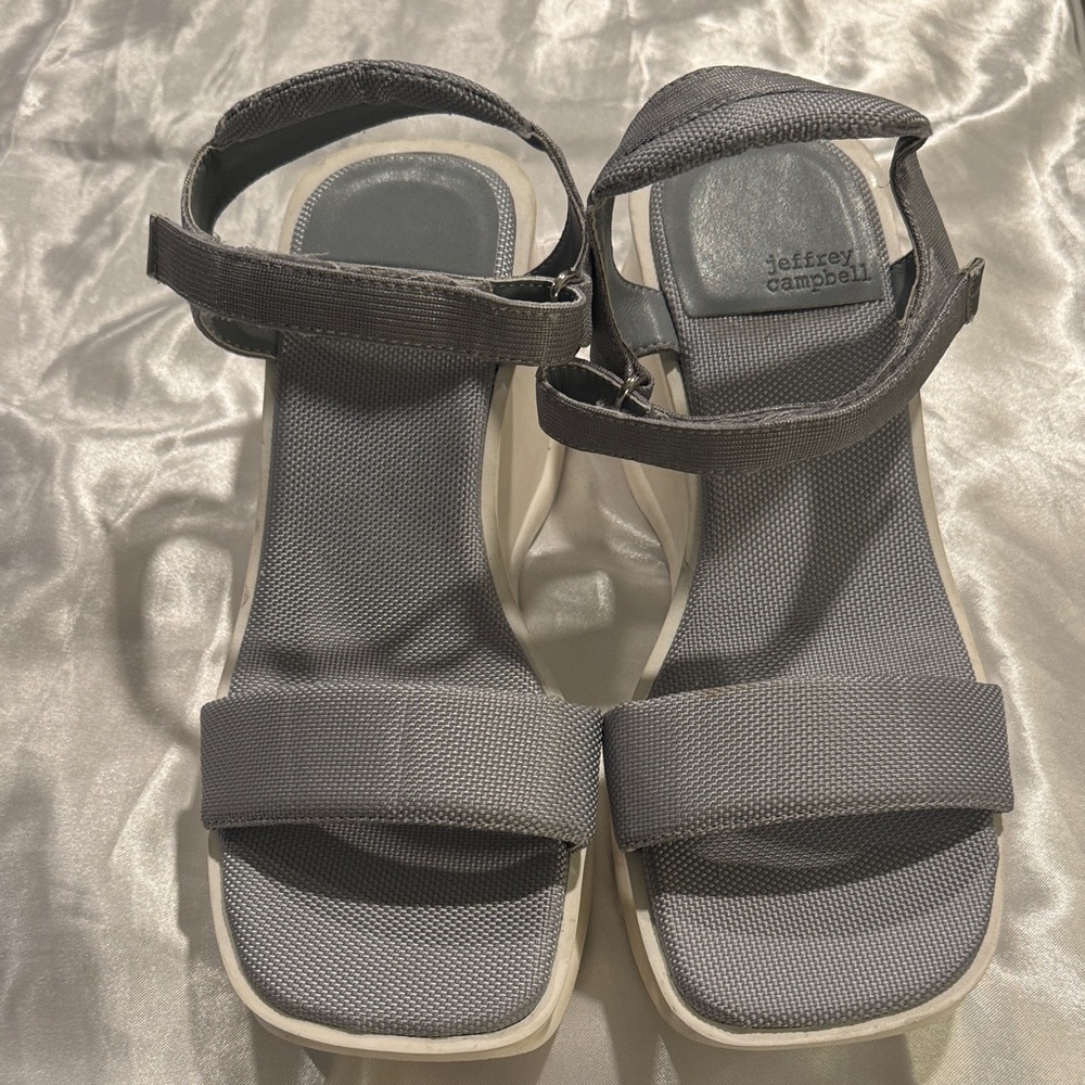 Jeffrey Campbell  Gray Sandals size 8 New without tags
